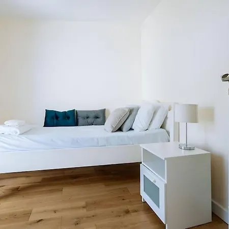 Lovely 2bd In Citycenter Дублин